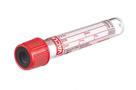 VACUETTE® Szérumcső 4 ml, 13x75 mm, csavaros, piros-fekete kupak